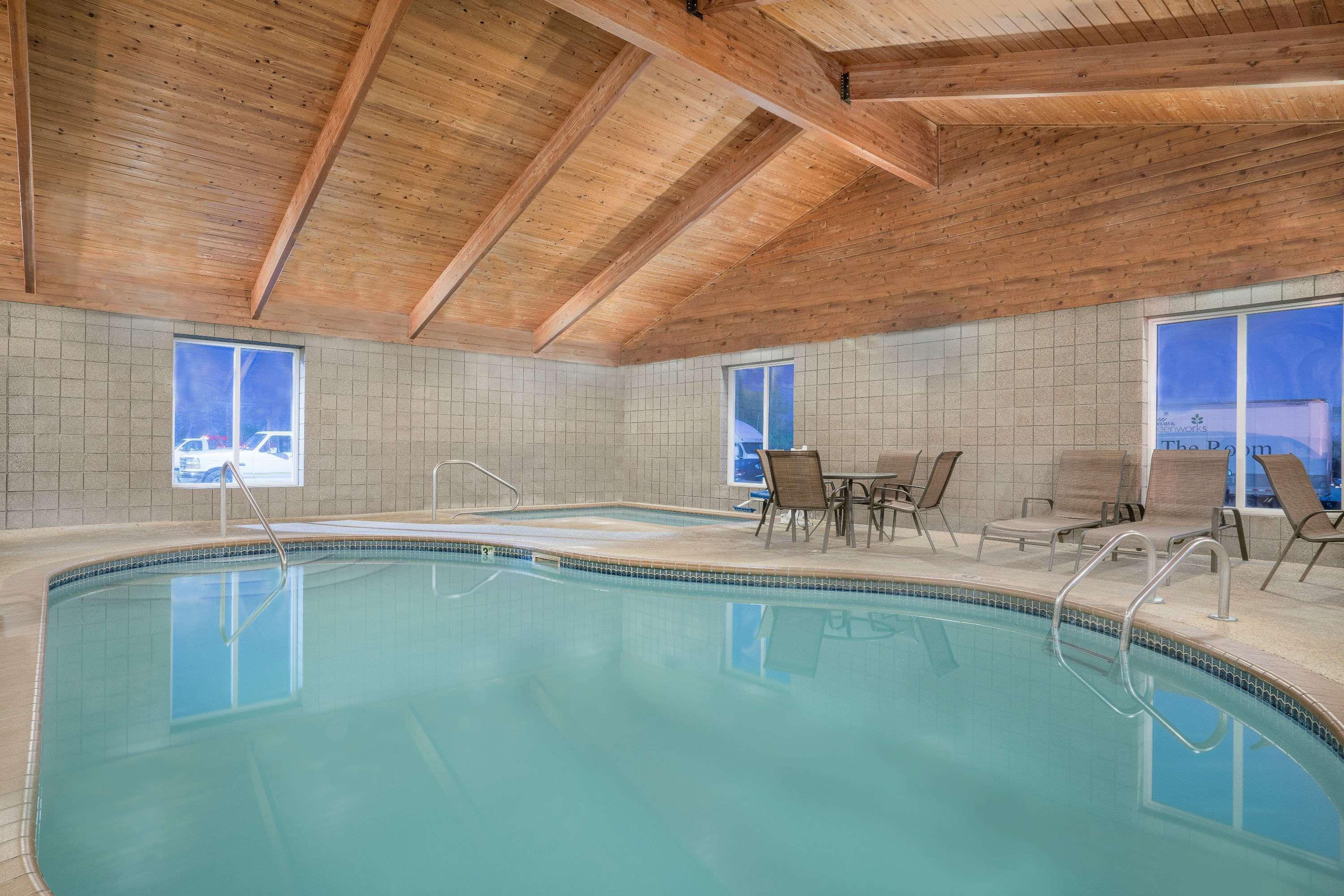 Days Inn By Wyndham Alexandria Mn Εξωτερικό φωτογραφία