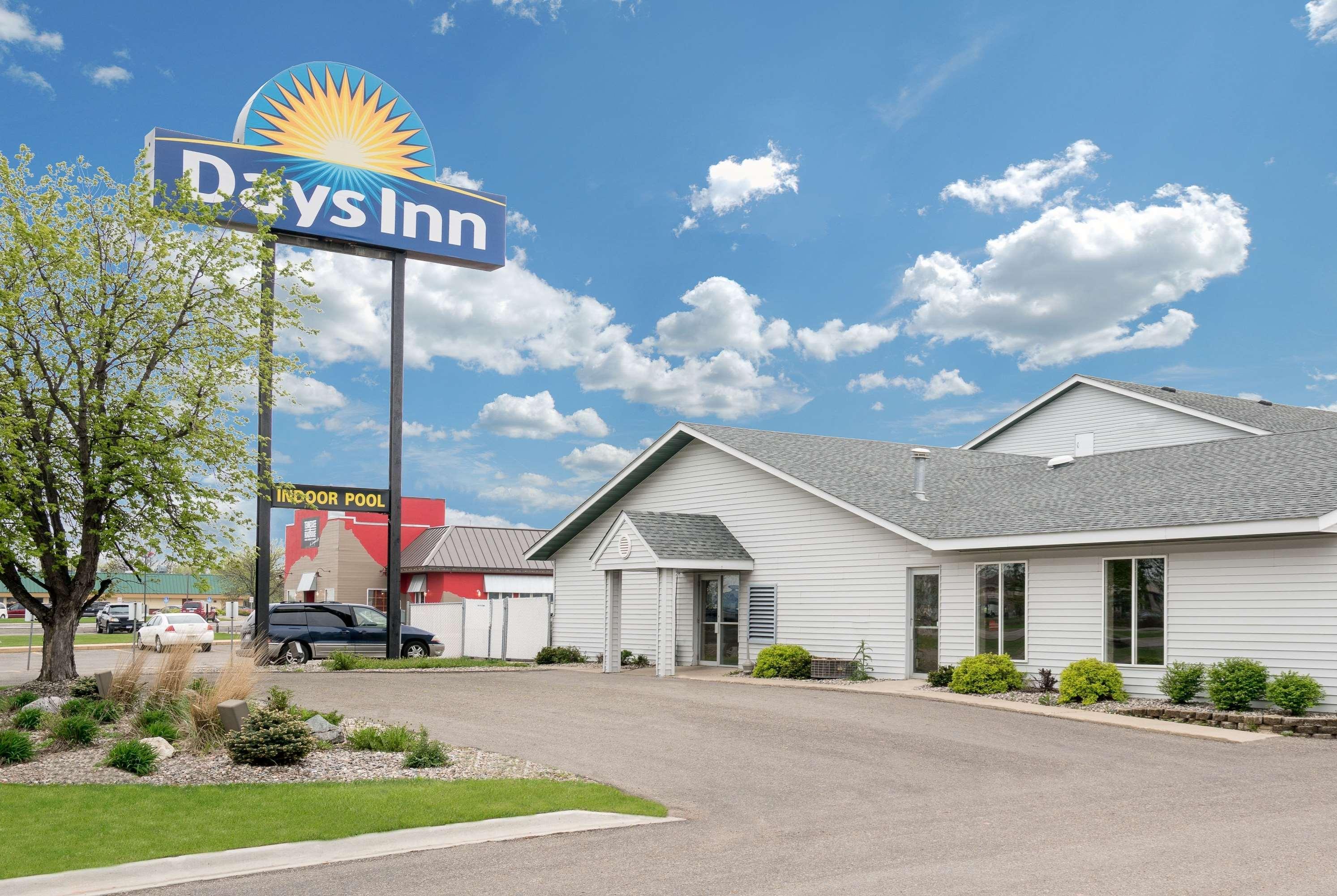 Days Inn By Wyndham Alexandria Mn Εξωτερικό φωτογραφία