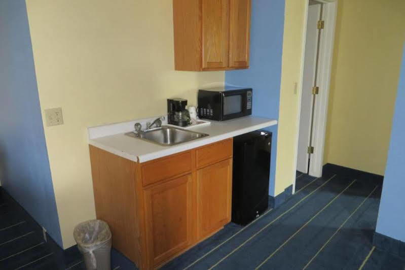 Days Inn By Wyndham Alexandria Mn Εξωτερικό φωτογραφία