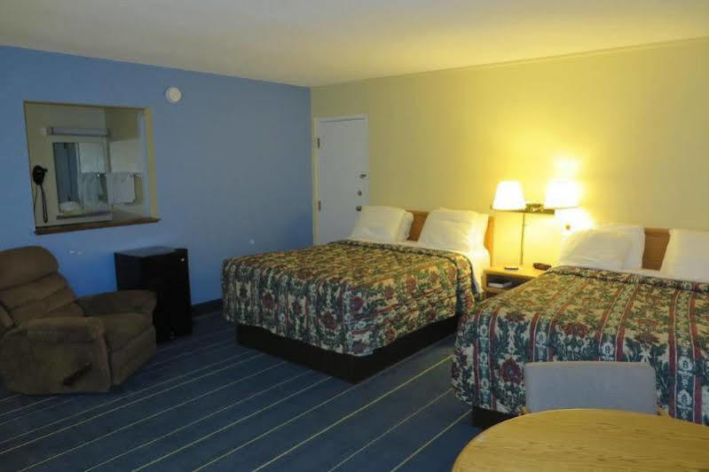 Days Inn By Wyndham Alexandria Mn Εξωτερικό φωτογραφία